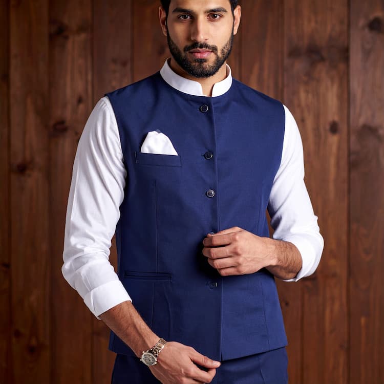 SUITS FOR POLITICIANS