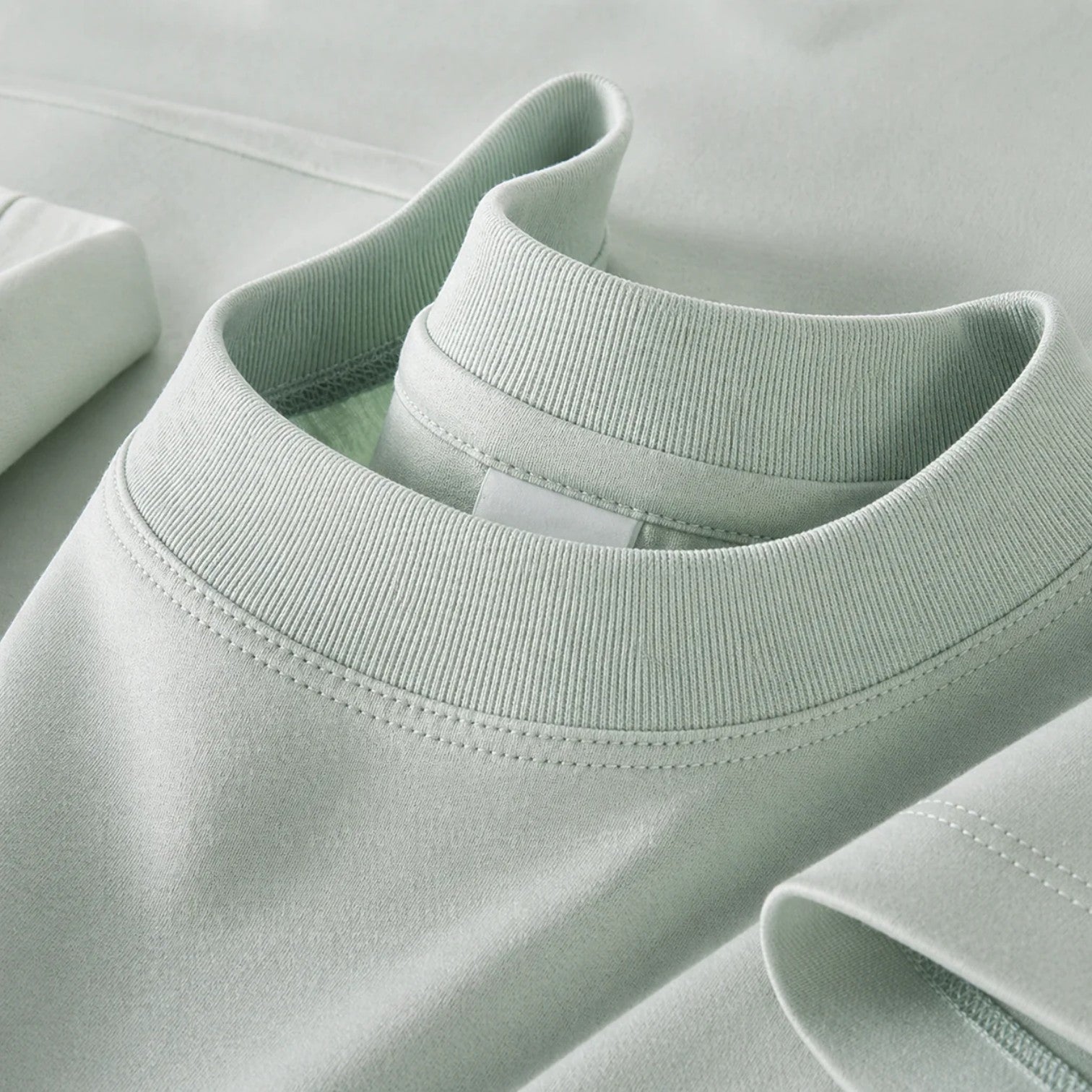 Maison Straver | Men’s Cooling T Shirt Lightweight Breathable Silk Touch